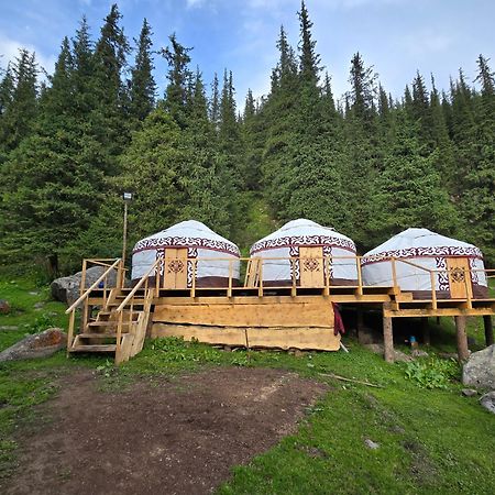 Ethno Yurt Camp Arashan Mineral'nyy Istochnik Mineral'nyy Istochnik Altyn-Arasan Eksteriør billede