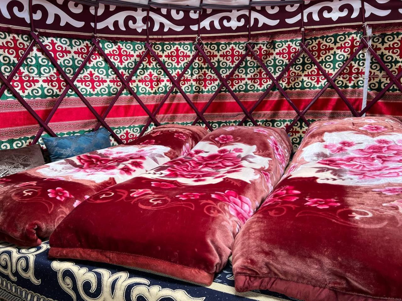Ethno Yurt Camp Arashan Mineral'nyy Istochnik Mineral'nyy Istochnik Altyn-Arasan Eksteriør billede