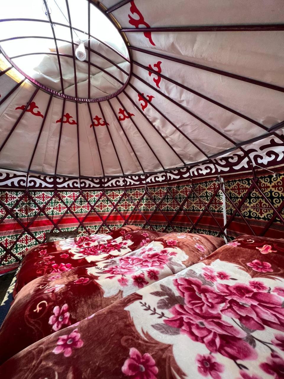 Ethno Yurt Camp Arashan Mineral'nyy Istochnik Mineral'nyy Istochnik Altyn-Arasan Eksteriør billede